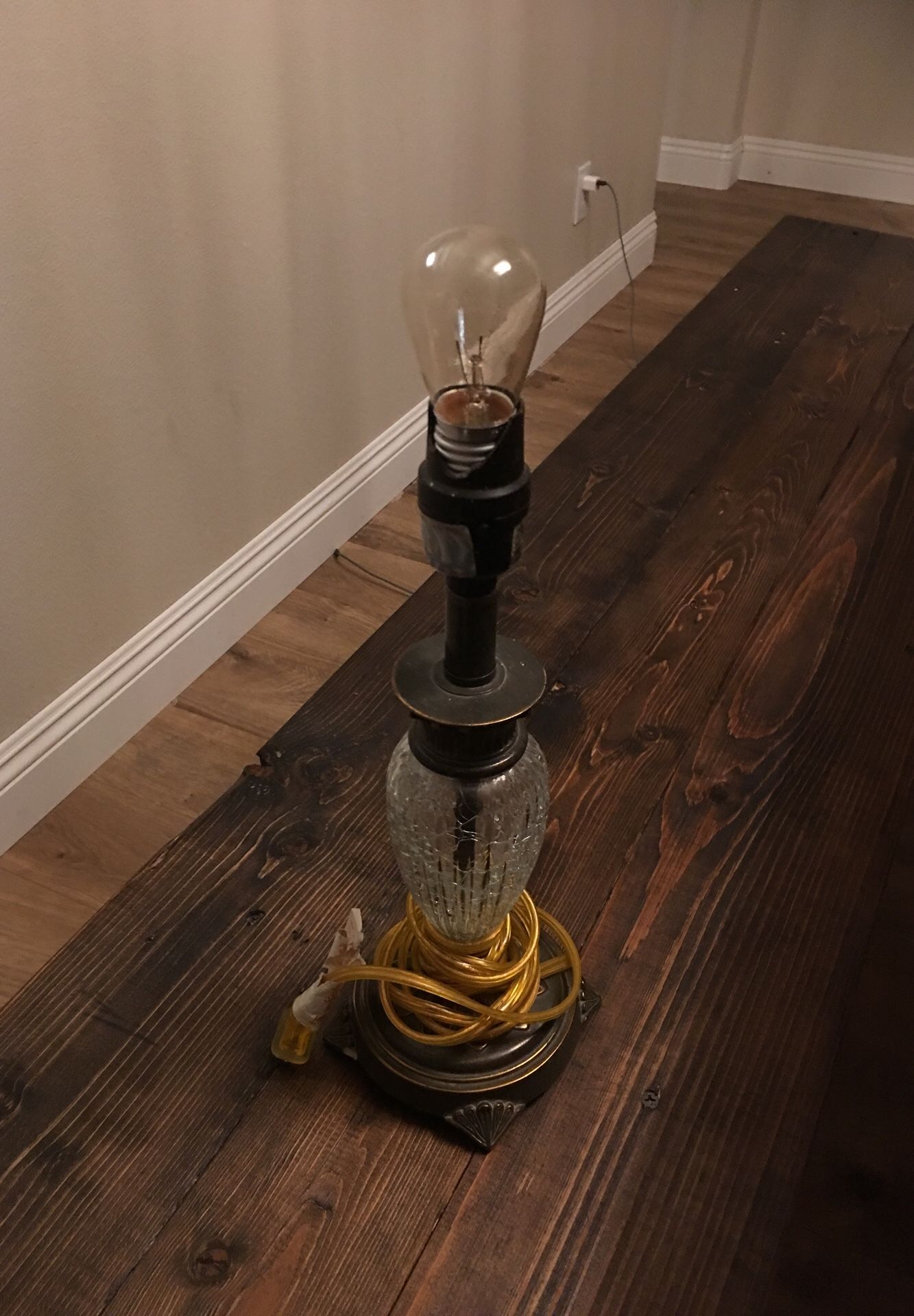 ANTIQUE LAMP