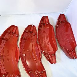 Red Brake Calipers Pinzas de freno rojas