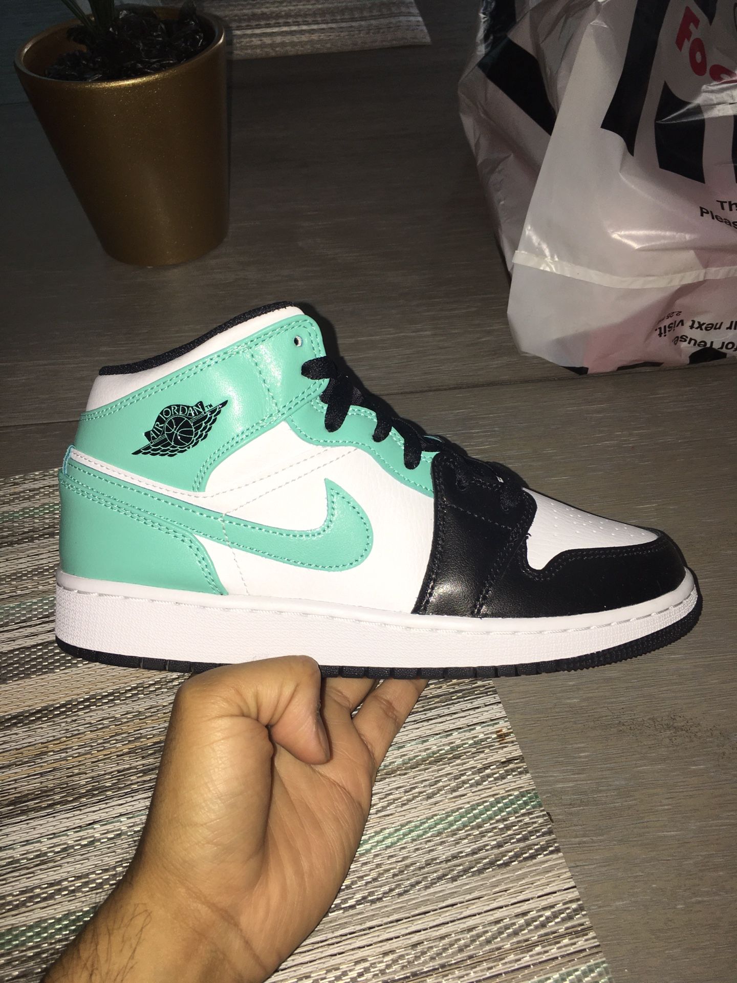 Jordan MID TROPICAL TWIST IGLOO