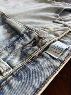 Blue Distressed Jeans!