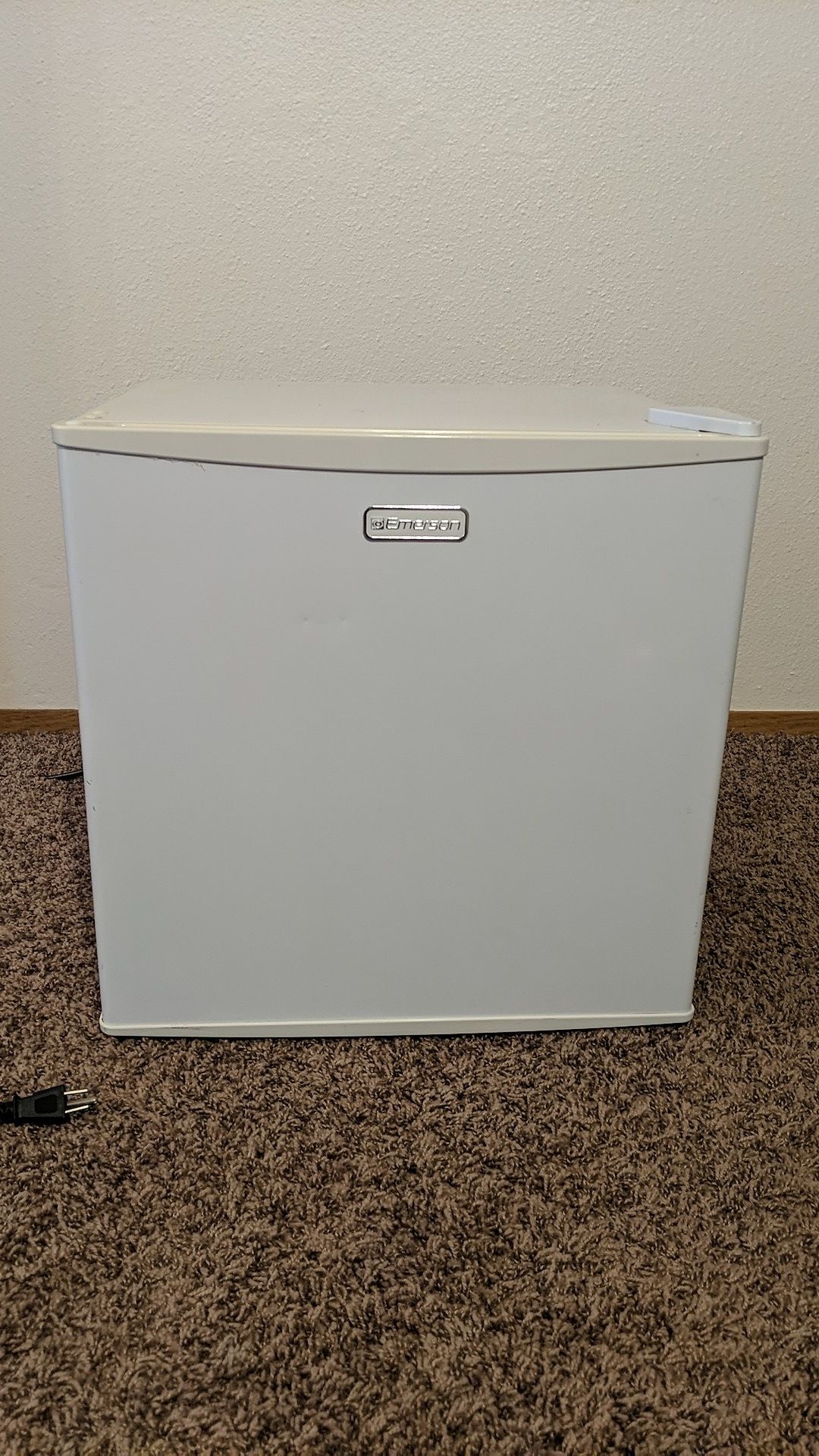 Emerson mini fridge