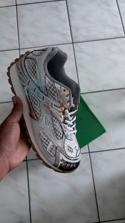 Bottega Venetta Sliver Size 9.5