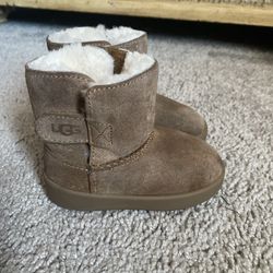 Tan Brown UGG Keelan Toddler Boots Size 04/05