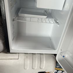 Hisense Mini Fridge 