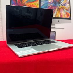 Apple MacBook Pro 15” Intel Core I7 2.9GHz 16 GB Ram 512 GB Ssd 