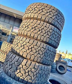295/65/20 Toyo Selling a set of 4 tires in excellent condition 🫡