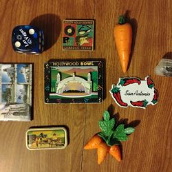 Lot of 9 souvenirs  decoration magnets
