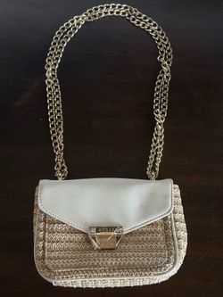 Guess Straw Crossbody Bag with Gold Chain Strap