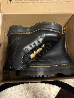 Dr. Martens Boots Size 7 