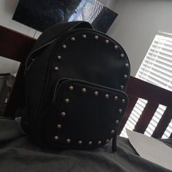 Black Backpack With Stud