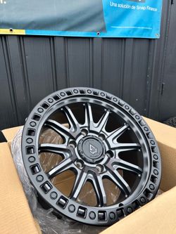 Lock Off-road Trail Perfect for Chevy,Tacoma,GMC and More!!