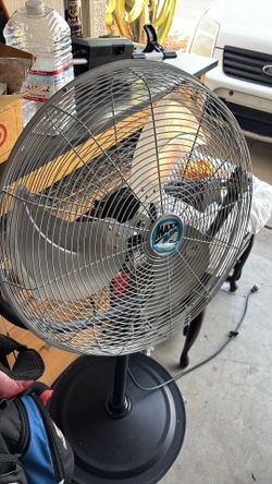 Maxx air fan