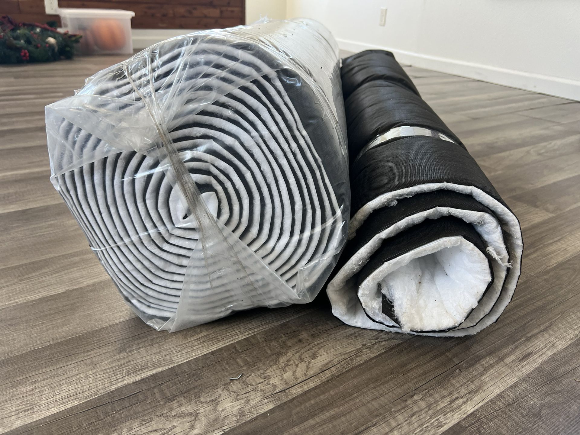 Thinsulate SM600L (1.5” Thick) 25 Foot Unopened roll (Plus A Little Extra)