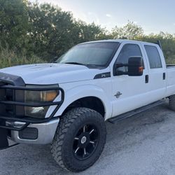 2014 FORD F-350 4WD 6.7L POWERSTROKE* 277K* TRADES* BUY HERE PAY HERE  277,000 MILES ✅  *CLEAN FLORIDA* 🛻  *CLEAN CARFAX  4 NEW TIRES  WEAR ON DRIVER