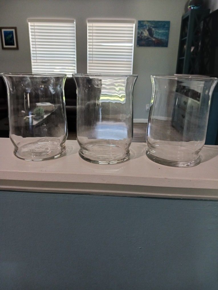 Glass Centerpiece Vases- 8 Total
