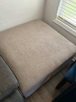 Storage ottoman light gray