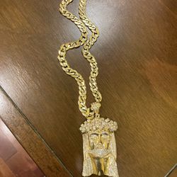 Diamond Jesus Piece with Cuban Gold Chain 