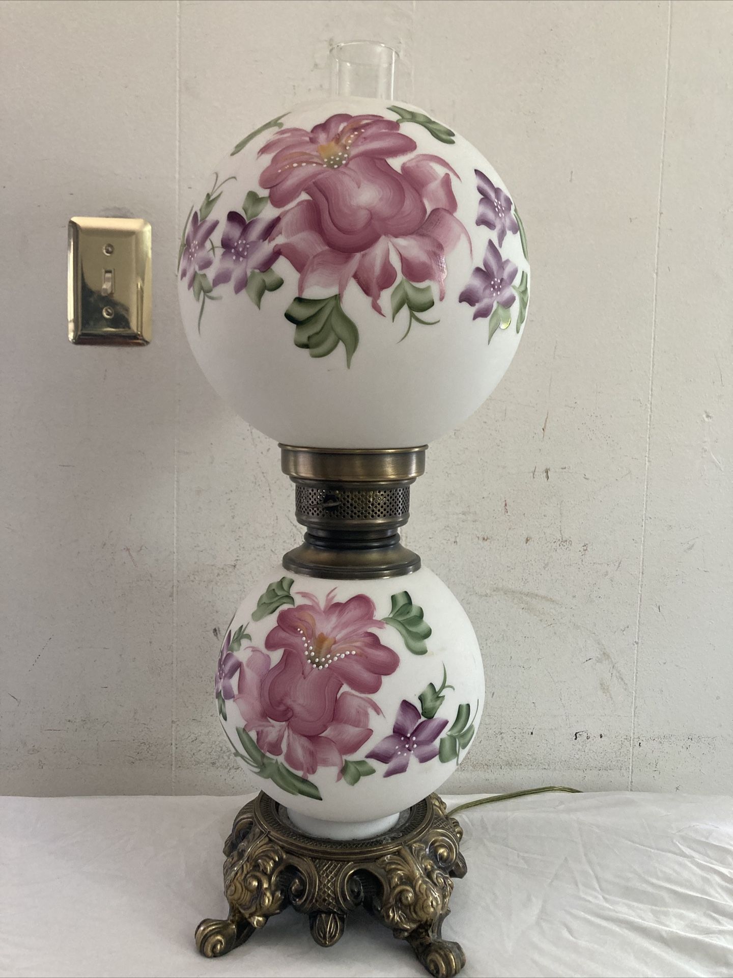 Vintage Gone With The Wind Floral 3-Way Lamp