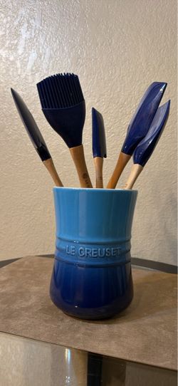 Le Creuset 5-Piece Silicone Spatula Set with Stoneware Utensil Crock