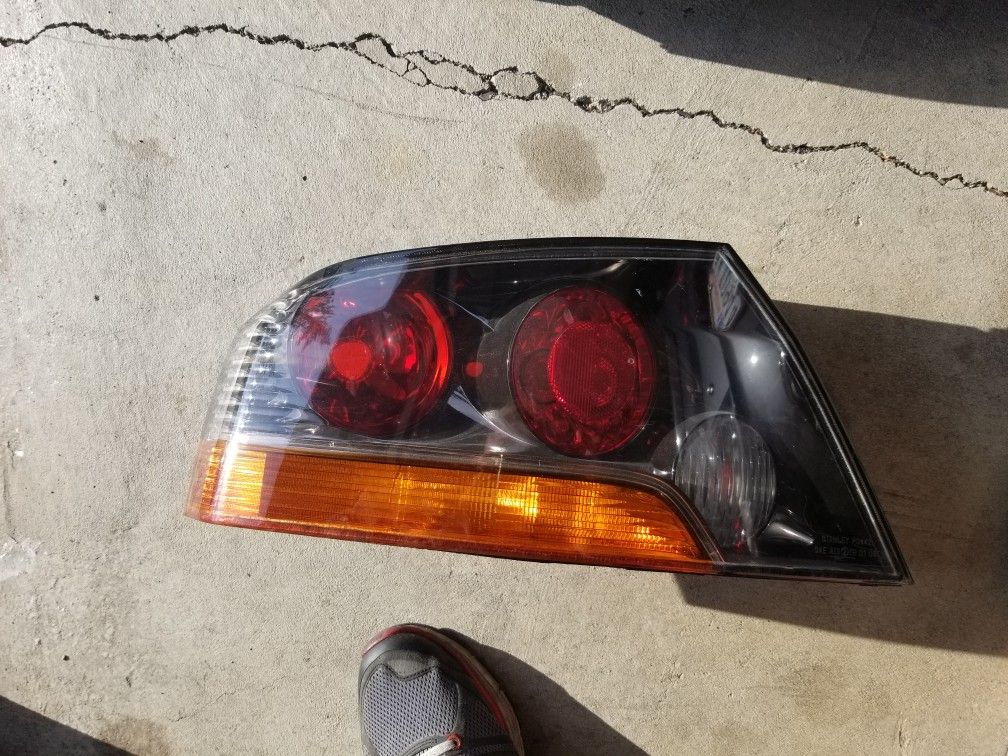EVO IX JDM tail lights Stanley Evo 8 and 9 jdm amber signal lights