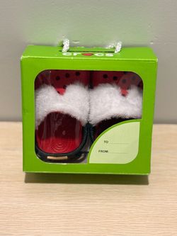 Crocs 2c/3c Holiday Slippers with Faux Fur Trim ( Baby girl shoes )