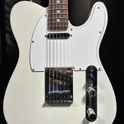 Fender American Ultra Telecaster - Arctic Pearl with Rosewood Fingerboard