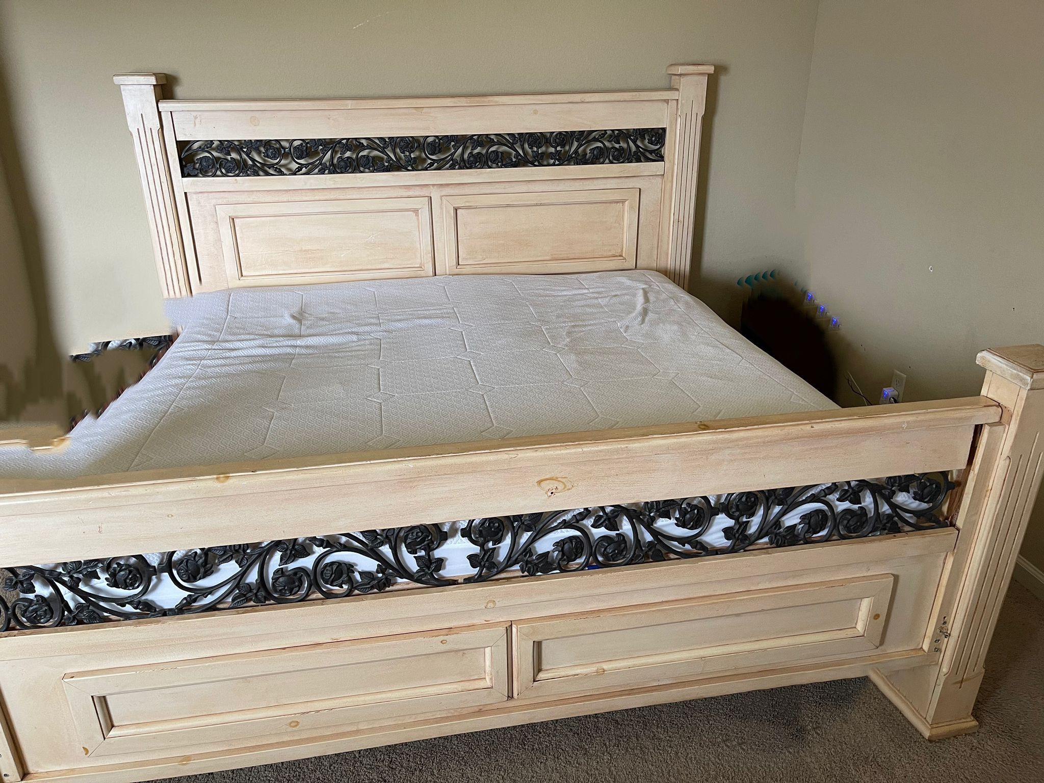 Complete bedroom set (Solid wood) $1500 Was Over $6K New Cabot, AR