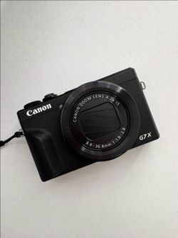 Canon G7X Mark III Camera