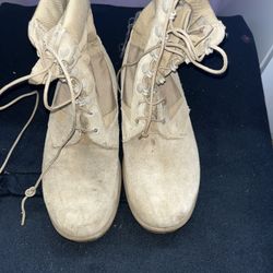 Military Boots 