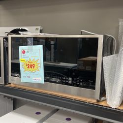 Microwave Stainless Steel New Open Box And 1 Year Warranty 