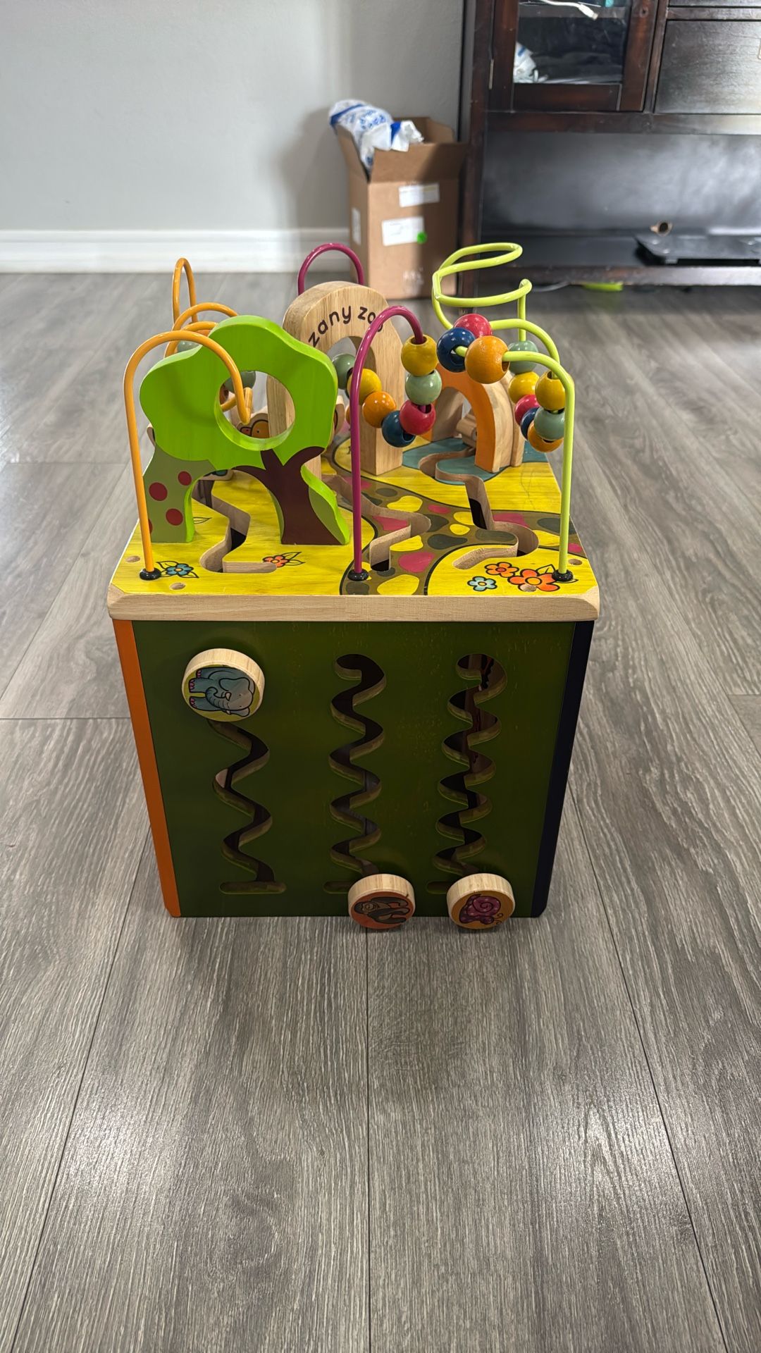 Zany Zoo Activity Cube