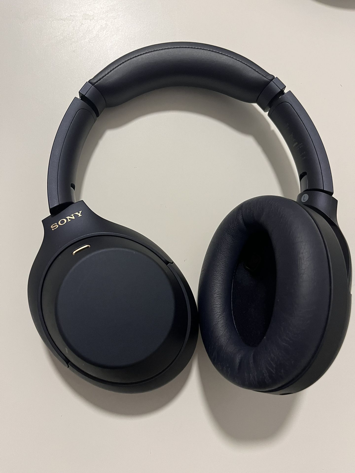 Sony WH-1000xm4 | Wireless Premium Noise-Canceling Headphones