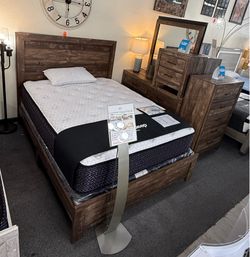 Queen Bed Frame,Dresser,Mirror And 1 Nightstand