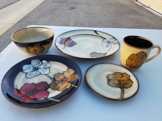 Mikasa Poppies Design Stoneware Set 38 Pieces