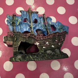 Mini Ship Fish Tank Decor