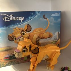 LEGO Disney Simba the Lion King Cub building set (model number 43243)