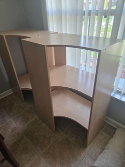 Corner closet or room shelving