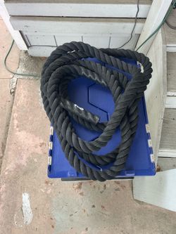 Battle rope exercise equipment