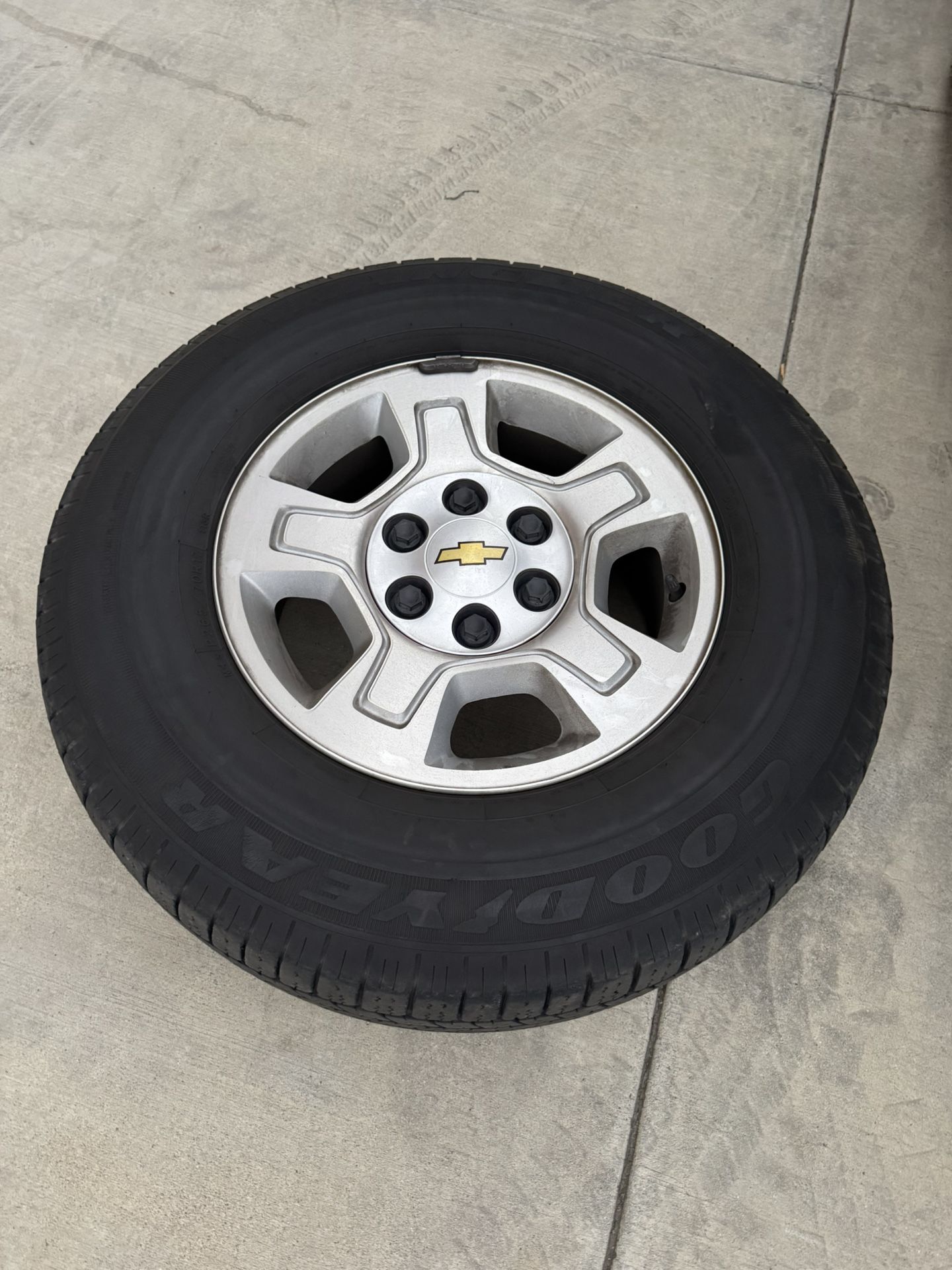 Chevy Silverado Rim And Tire