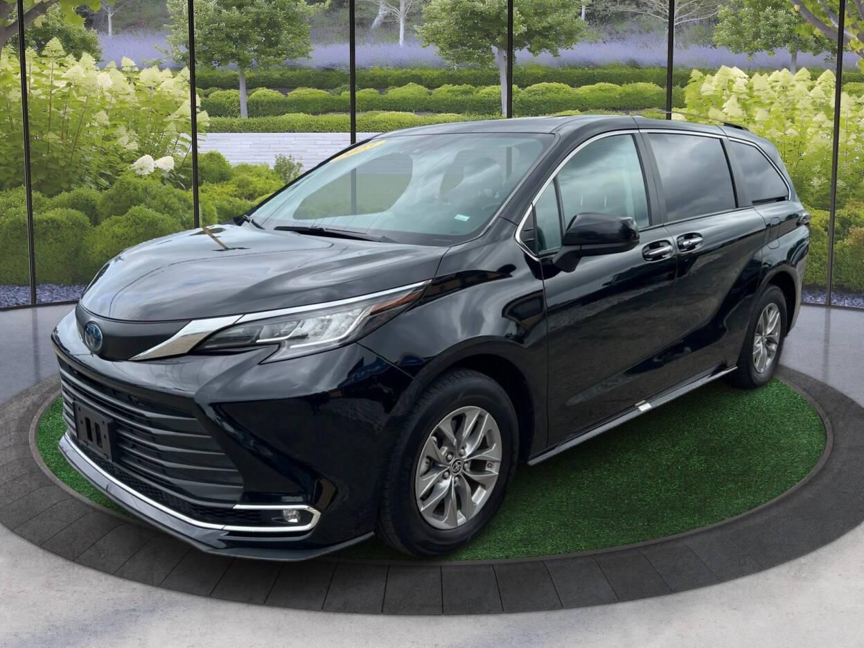 2023 Toyota Sienna