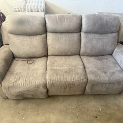Double Recliner Couch 