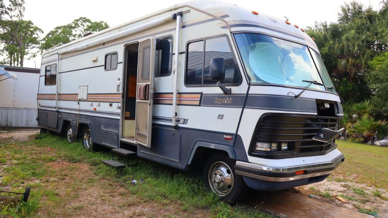 1990 Holiday rambler Imperial for Sale in Fort Myers, FL - OfferUp