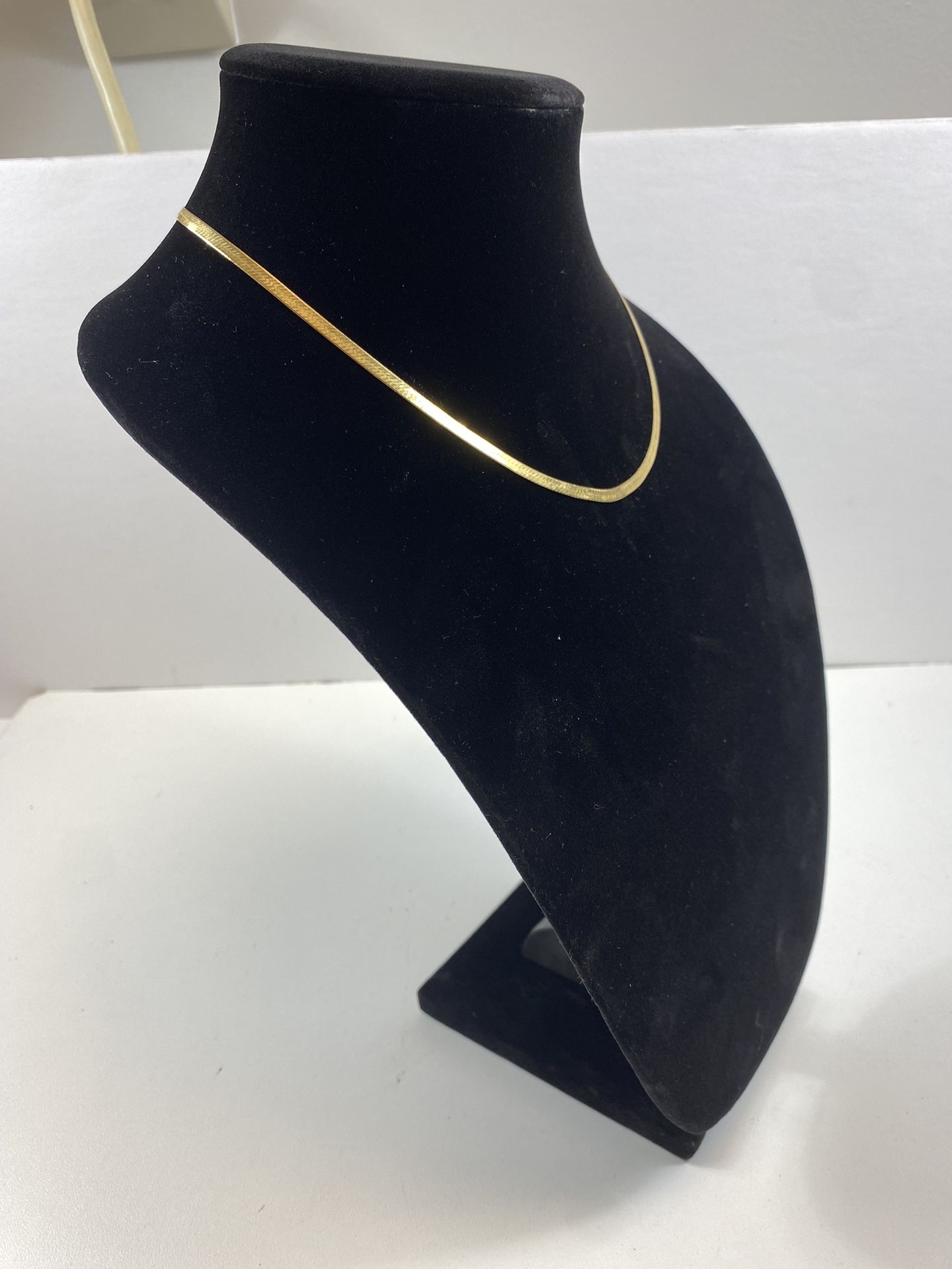 Solid 14kt 18” Italian yellow gold herringbone necklace 