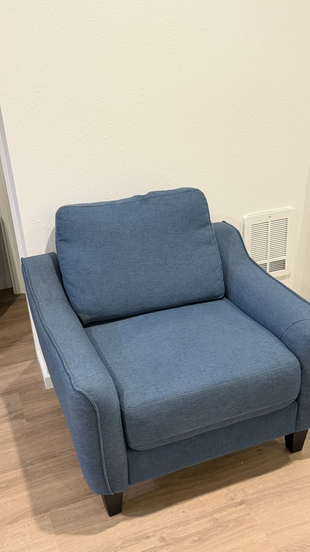 2 Chair  ( Free)