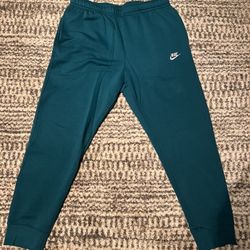 Nike Club Fleece Pants