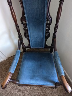 Antique Chair  Thumbnail
