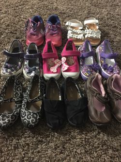 8 Pairs of shoes size 6,7,8