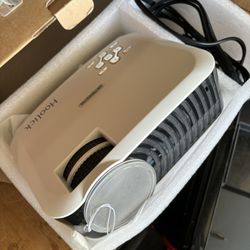 Hoolick LCD Video Projector, 2400 Lumens Home Theater Portable Projector Support 1080P HDMI USB SD Card VGA AV for Home Cinema TV Laptop Game (T23)