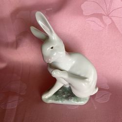 Lladro Bunny Washing Up