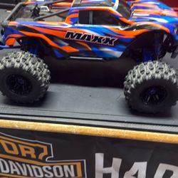 Traxxas Max V2